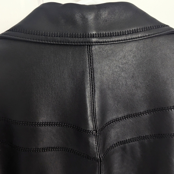 Anne Klein Black Leather Jacket with Classic Design - Picture 11 of 14